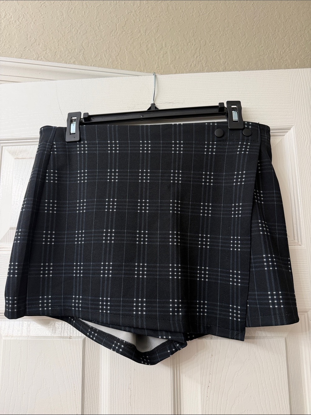 Black Plaid Mini Skort